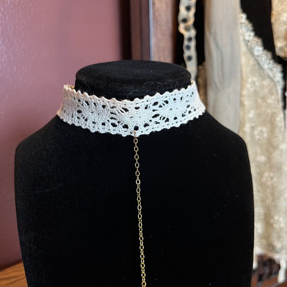Gold Plated Sacred Heart Drop Choker Antique-Style Lace Whimsygoth Eccentric - Picture 3 of 6